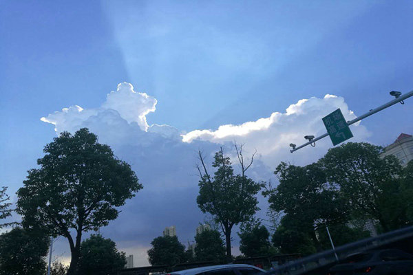 海南開展機動車維修行業(yè)環(huán)境污染防治專項整治嚴抓危廢、廢氣等突出問題