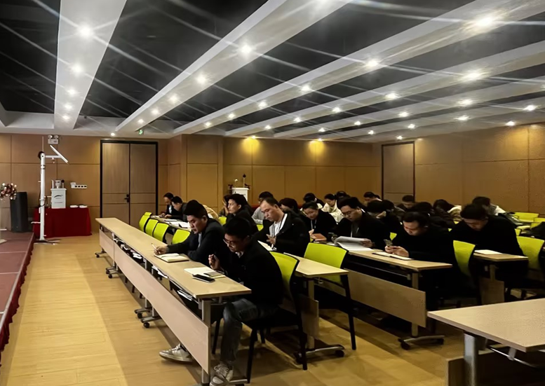 深化解決方案能力，賦能客戶服務(wù)